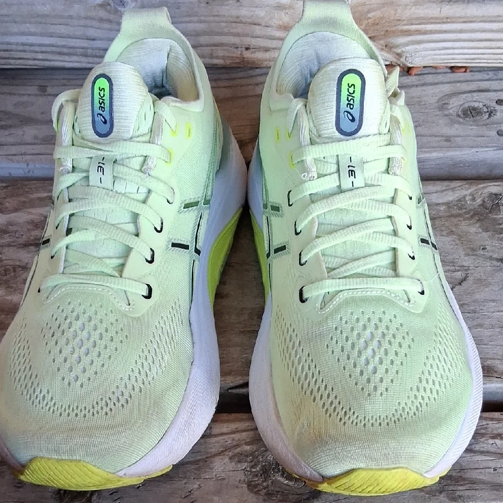 ASICS Women's Gel-Kayano Light Yellow Running Shoes - Picture 7 of 12